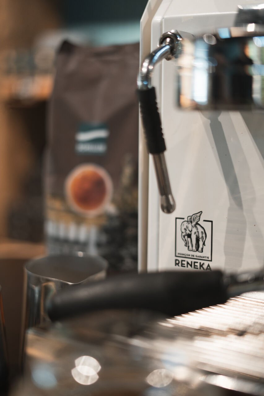 Reneka Espresso Kahve Makineleri: Profesyonel Baristaların Tercihi